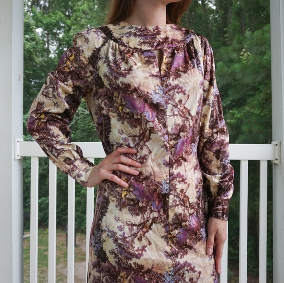 VTG 70s Novelty Print Maxi Dress - Picture 2 of 6